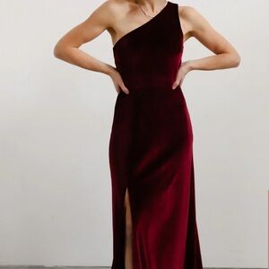 NWT Baltic Born velvet one shoulder dress